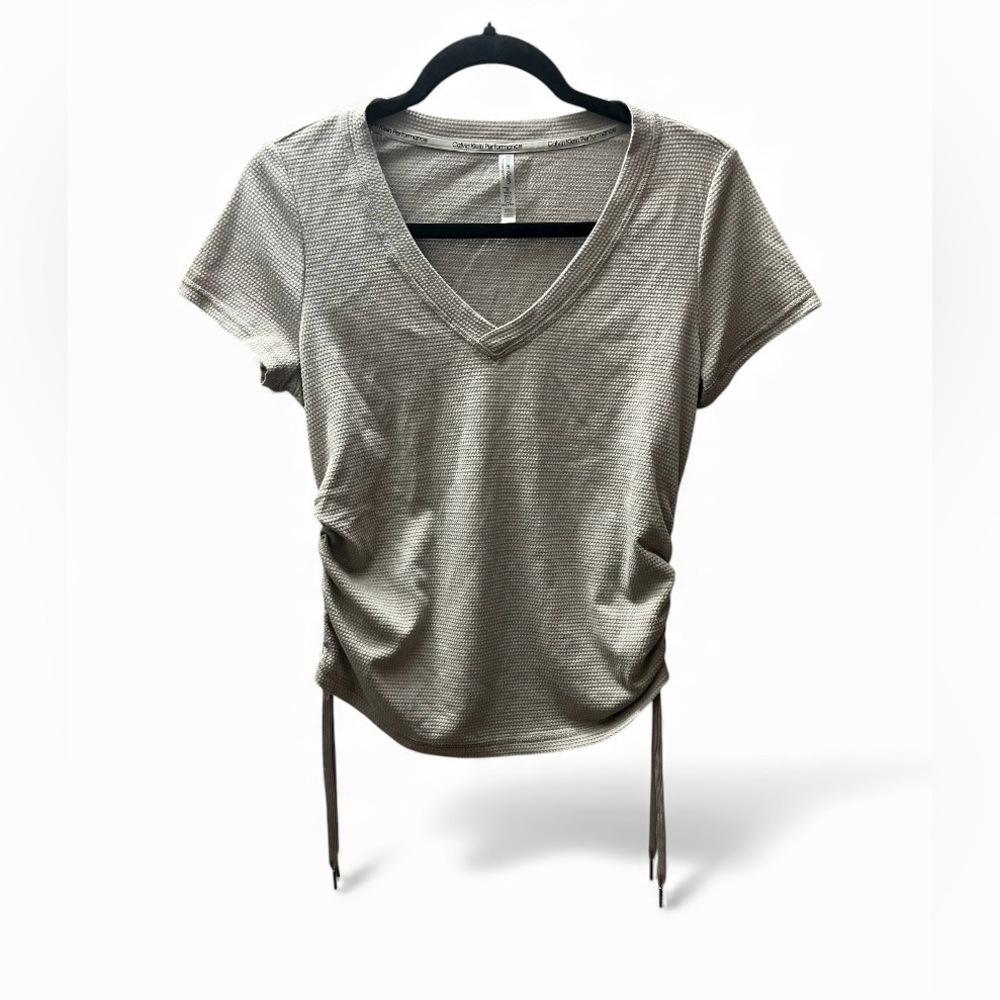 CALVIN KLEIN PERFORMANCE RUCHED TEE